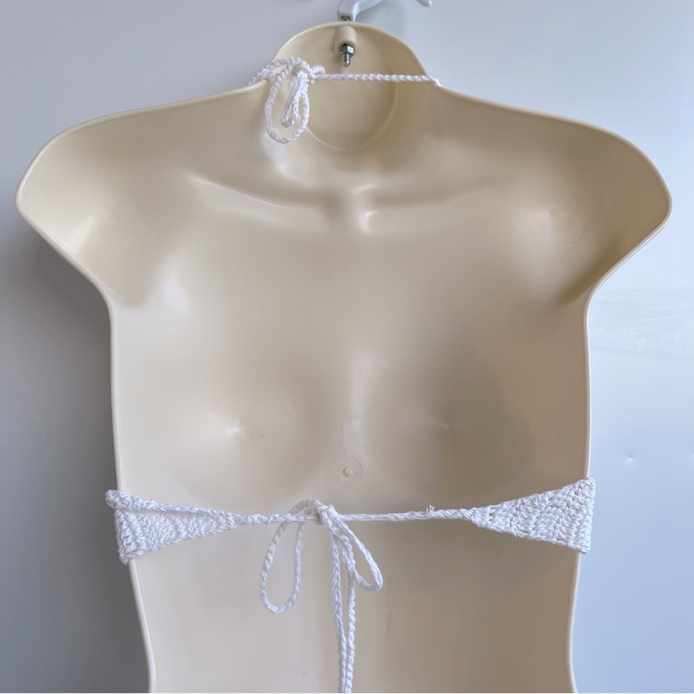 Boho Knitted Macrame Halter Top - Picture 4 of 5